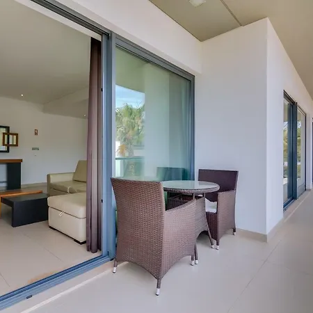 Cavalo Preto Apartment Quarteira