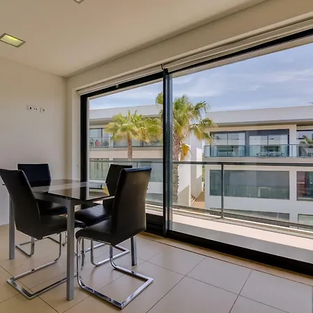Cavalo Preto Apartment Quarteira